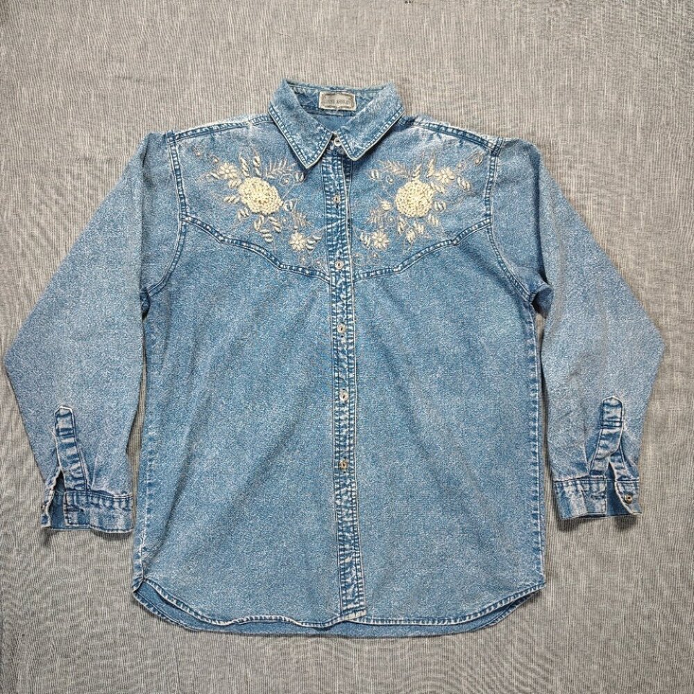 VINTAGE Jane Ashley Denim Shirt Women's Blue Acid Wash Crenshaw Beaded